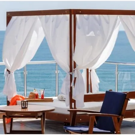 Breathtaking Sea View Апартаменты Бяла