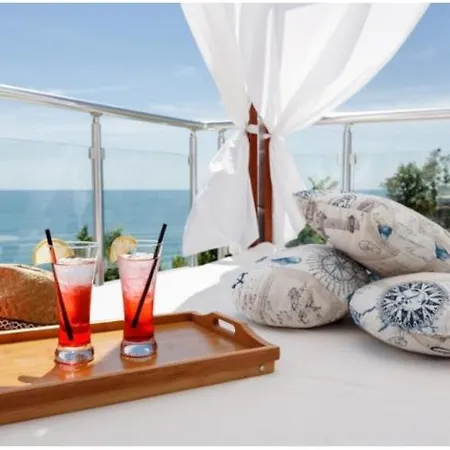 Breathtaking Sea View Апартаменты *